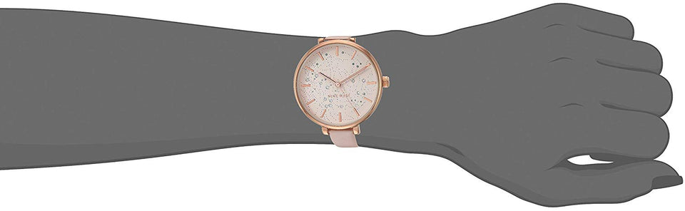 Nine West NW/2210RGPK Reloj de pulsera para mujer, con cristales acentuados, tono oro rosa y correa rosa